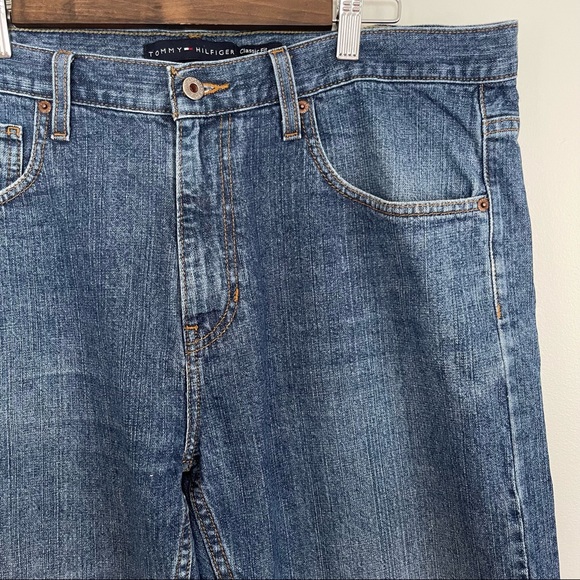 ๐ 2 for $20!! ๐ Menโs Tommy Hilfiger Classic fit Jeans - Picture 6 of 15